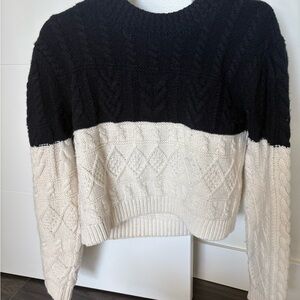 Club Monaco Black and Cream Sweater